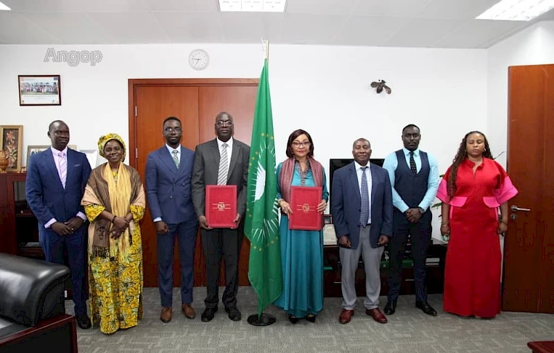 Comissão da UA e Fórum Regional das Universidades assinam memorando agrícola