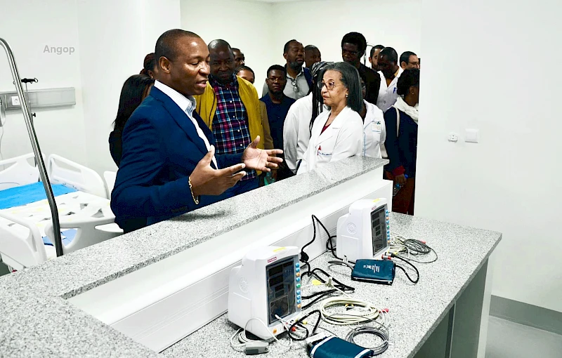 Secretário de Estado para Saúde Pública, Leonardo Inocêncio visita Hospital Central do Lubango