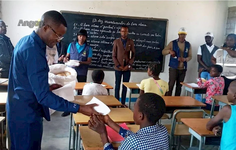 Administrador do Andulo, Justino Kassoma Covi constata funcionamento das escolas primárias