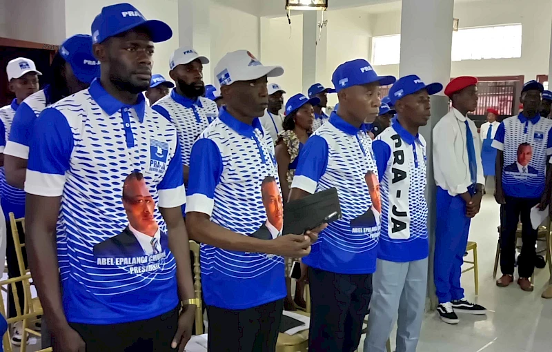 Militantes do PRA-JA SERVIR ANGOLA