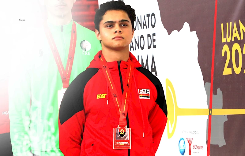 António Pedro, atleta ngolano de Esgrima