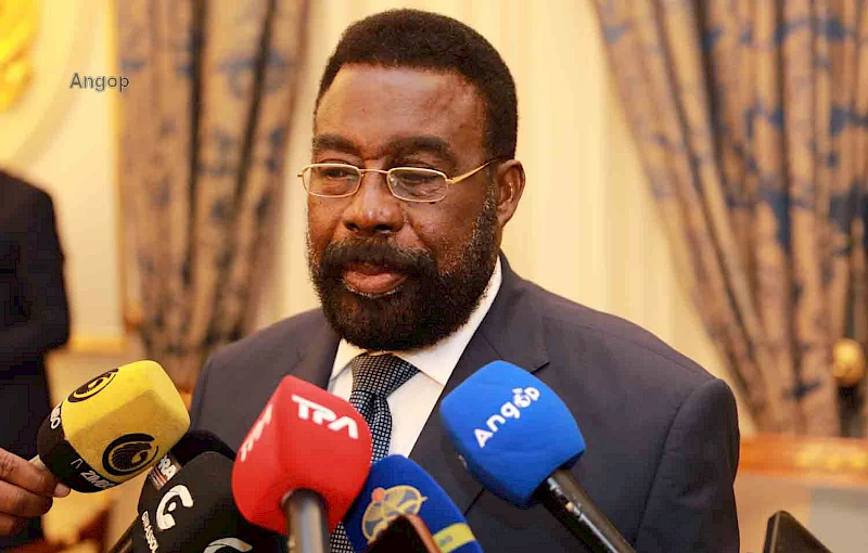 Embaixador Extraordinário e Plenipotenciário de Angola na República da Namíbia, Pedro Mutinde