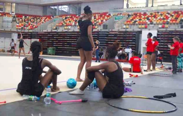 Preparação das atletas angolanas para o torneio internacional de ginástica em Luanda