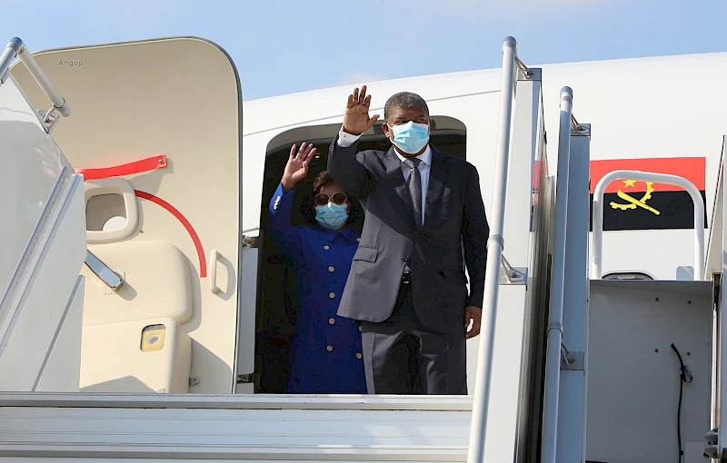 President João Lourenço leaves Paris back to Luanda