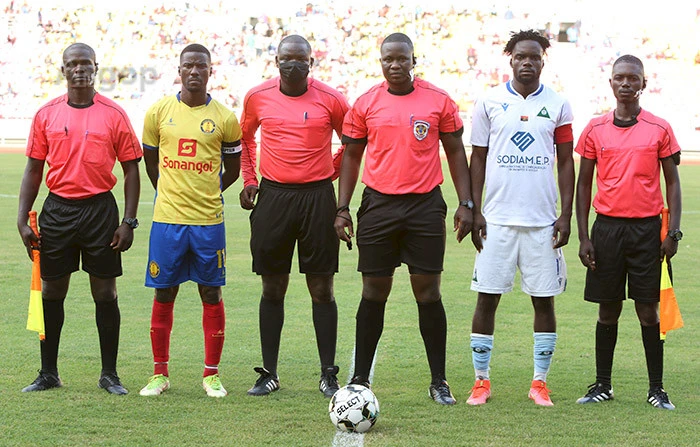 CCAFAF selecciona 12 árbitros para últimos jogos do Girabola (Arquivo)